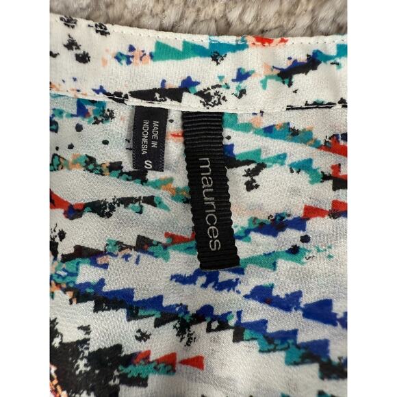 Maurices Size S Abstract Geometric V Neck Top Colorful 3/4 Sleeve Button Casual - Picture 5 of 8